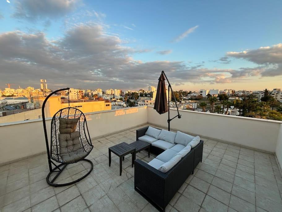 Palm View With Private Rooftop דירה