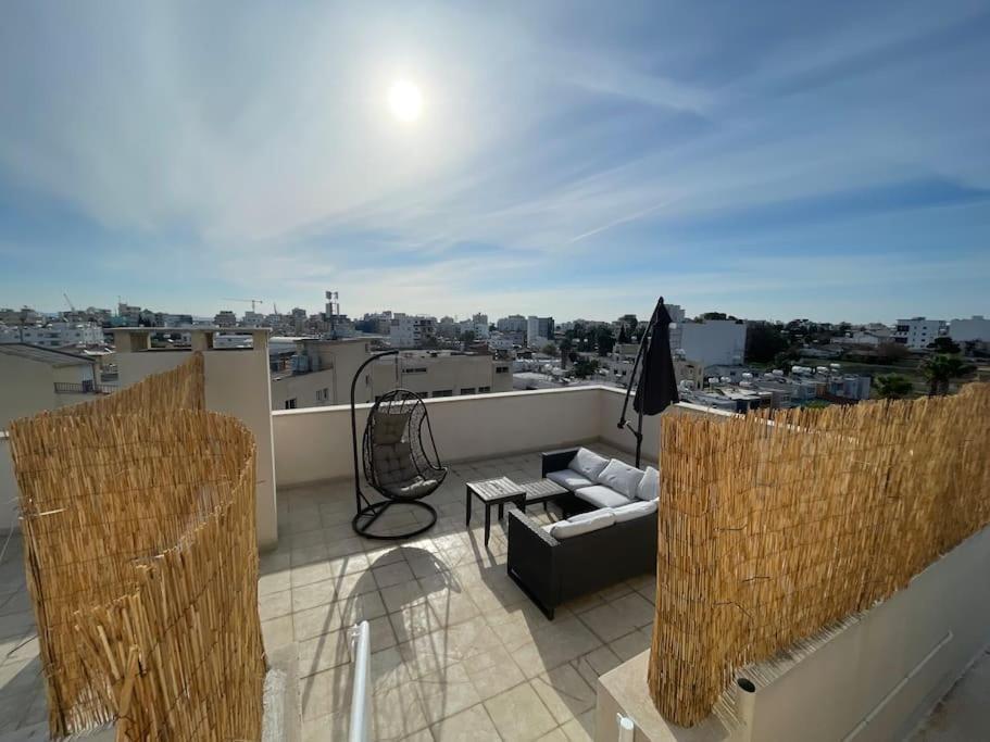 Palm View With Private Rooftop דירה