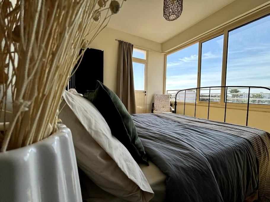 Διαμέρισμα Palm View With Private Rooftop *